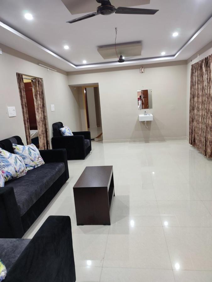 Rahul'S Castle Guest House Βιζαχαπατνάμ Εξωτερικό φωτογραφία